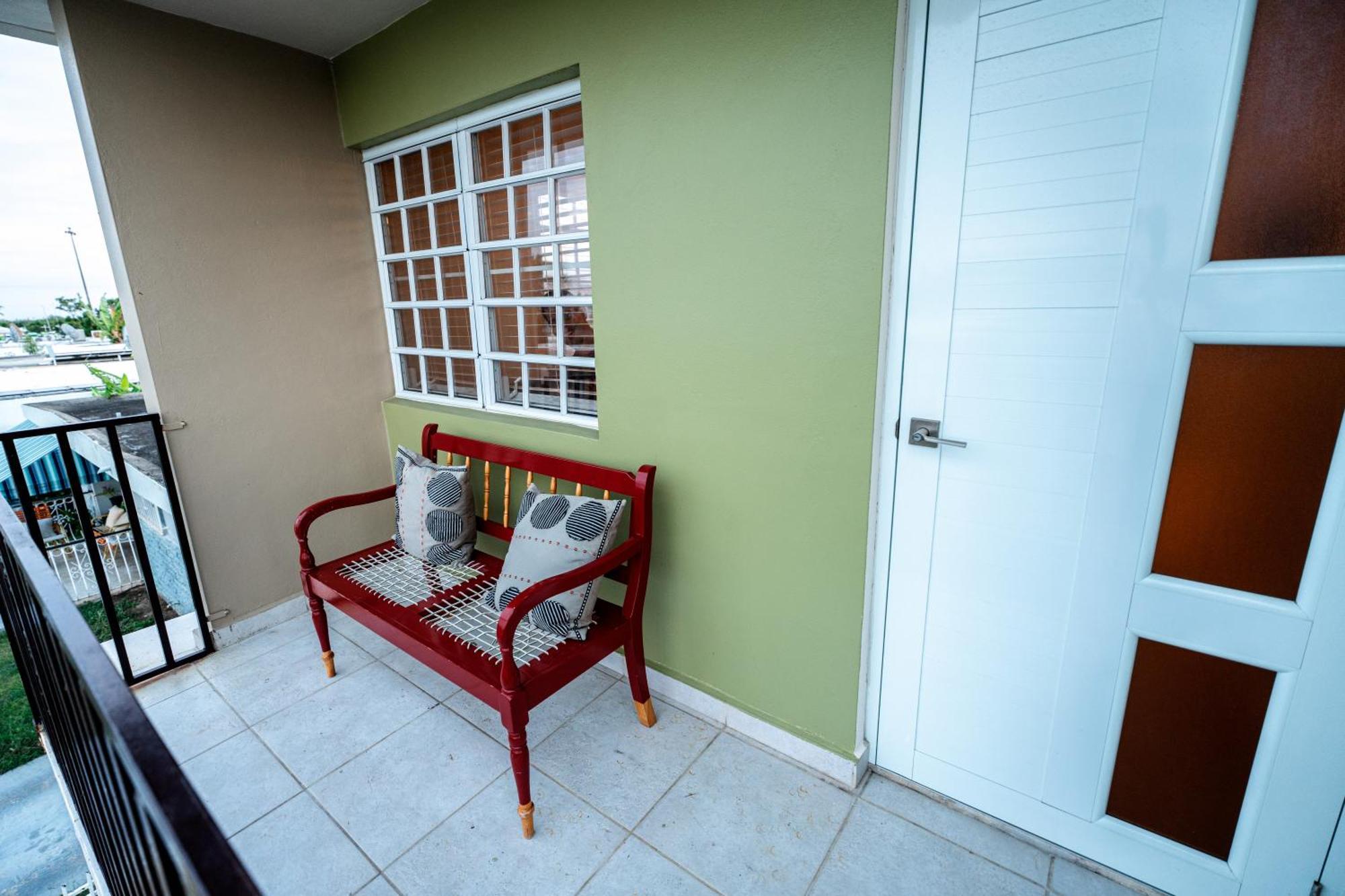 Ferienwohnung Luxury Retreat With Private Jacuzzi And Mountain Views Free Parking Ponce Exterior foto